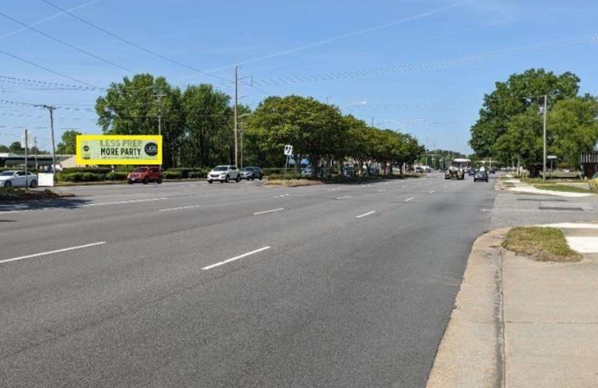 VIRGINIA BEACH BLVD 0.11 mi E/O LYNNSHORE DR SS Media
