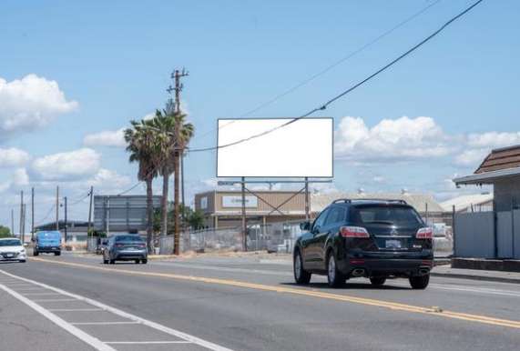 Location photo for E Leland Rd near North Park Plaza (Pittsburg)