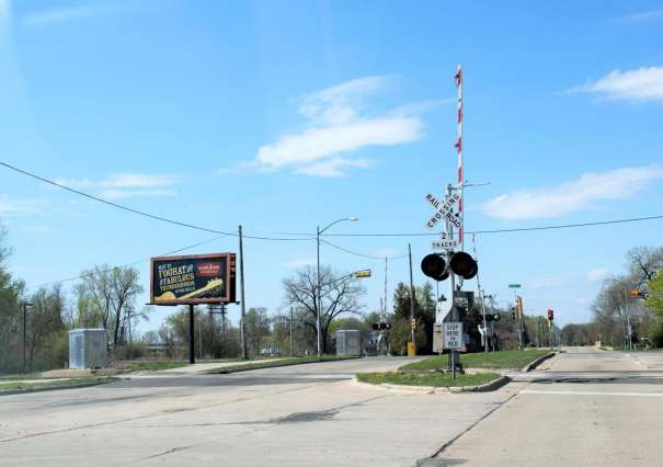 1701 E Johnson St 161 ft N/O Fordem Ave ES F/NE - 1 Media