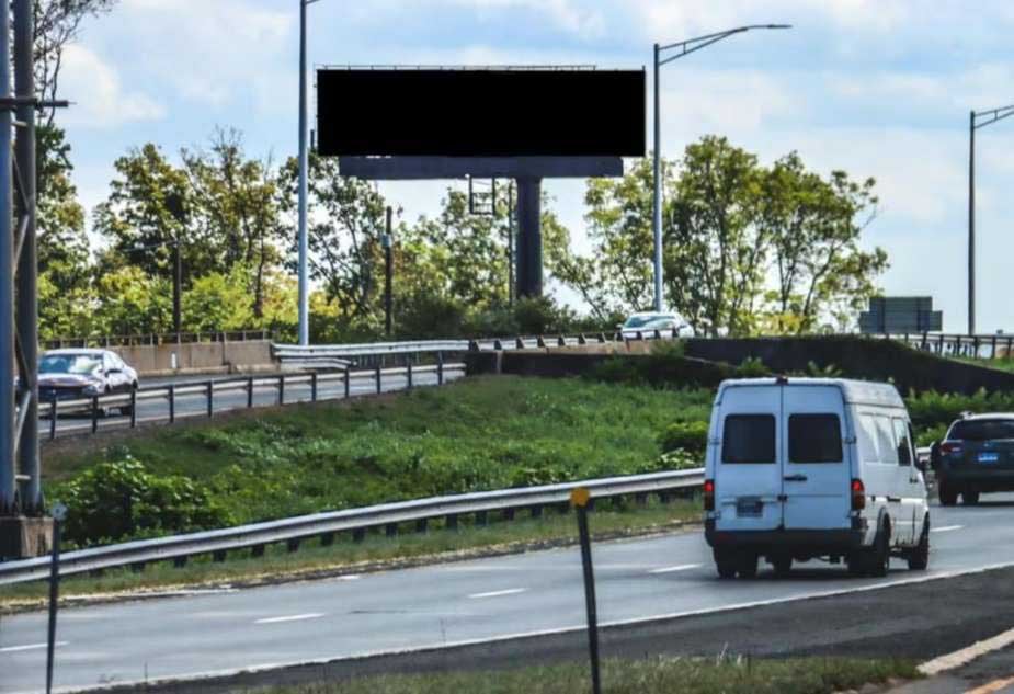 Location photo for South St near S Main St @ Veterans Dr, Kensington (New Britain)