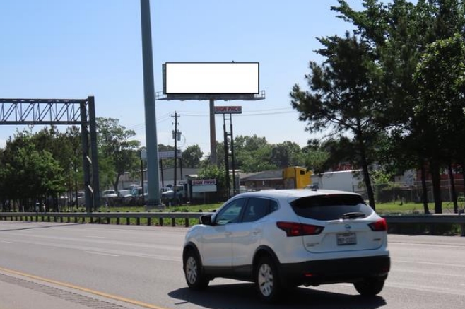 Location photo for E Freeway Service Rd near Avenue D At 16215, Old River Terrace (Channelview)