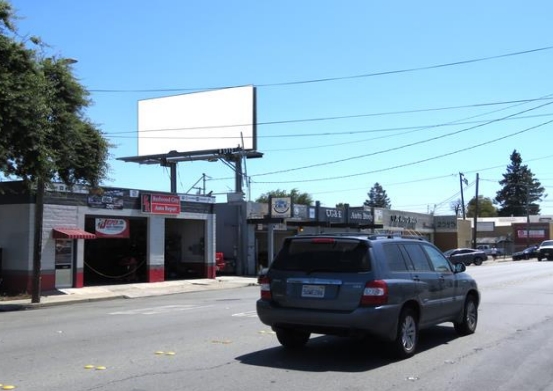 Location photo for Middlefield Rd near Friendship Park, Fair Oaks (Redwood City)