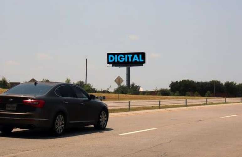 Location photo for Denton Tap Rd near SB Oakbend at Vista Ridge Mall (Lewisville)