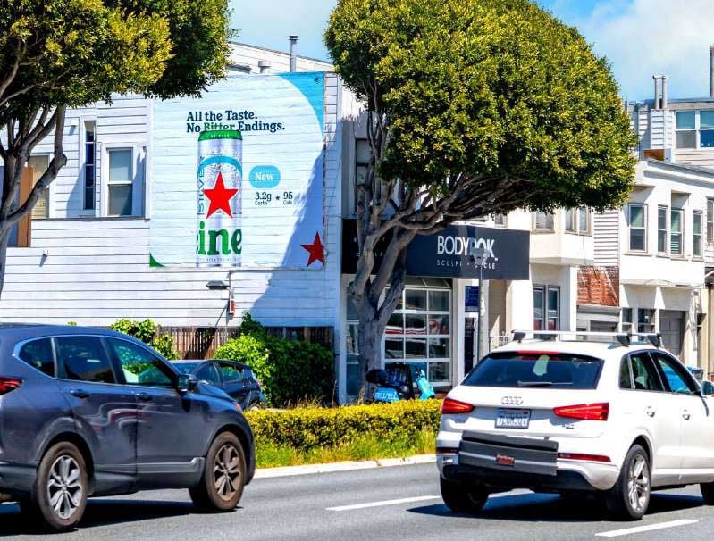 Marina District-Lombard St b/w Fillmore St & Steiner St Media