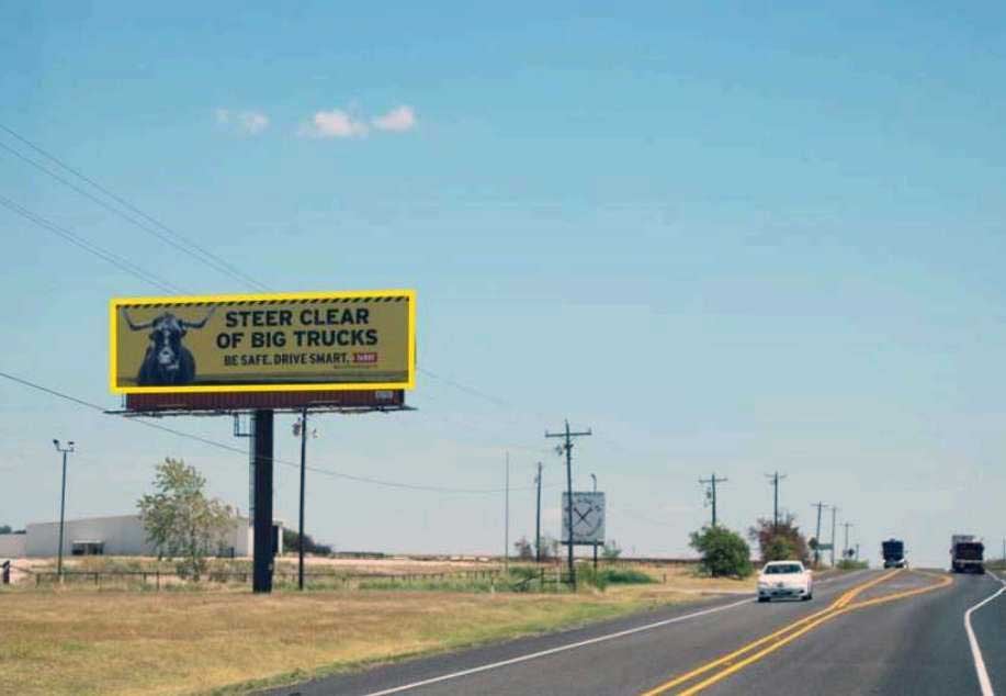 Hwy 67 w/l .2 mi s/o CR 1434 Media