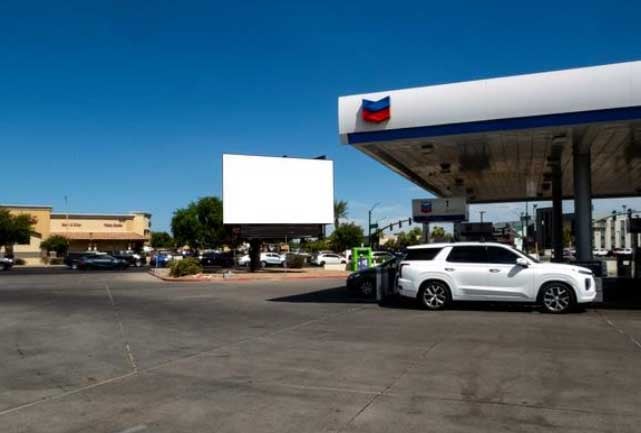 Location photo for E McDowell Rd near McDowell Rd & 44th St, Camelback East Village (Phoenix)