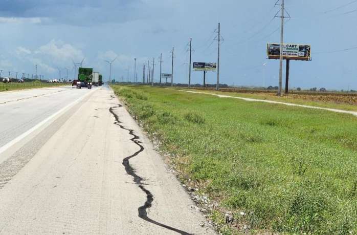 SS I-37, 1.5 MI N/O FM 188 FN Media