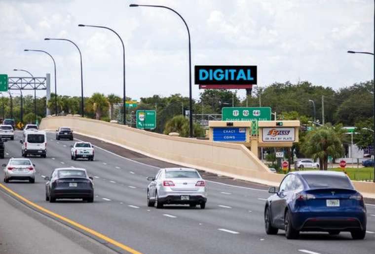 Location photo for Long St near Camping World Stadium, Lorna Doone (Orlando)