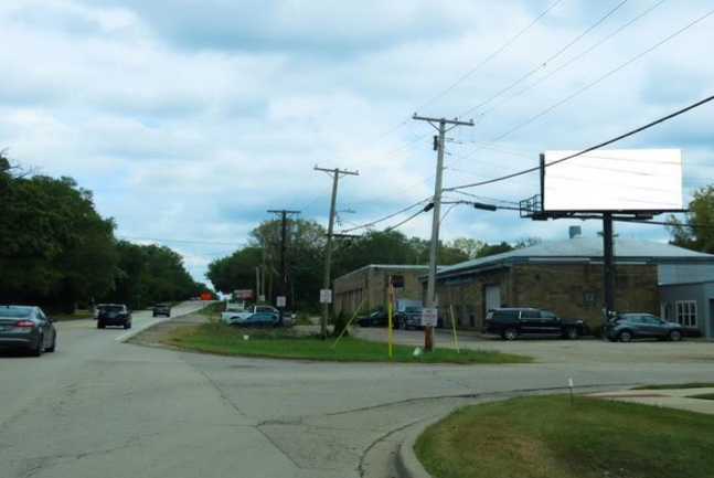 Location photo for W State Rte 22 near STONE HILL CENTER (Fox River Grove)