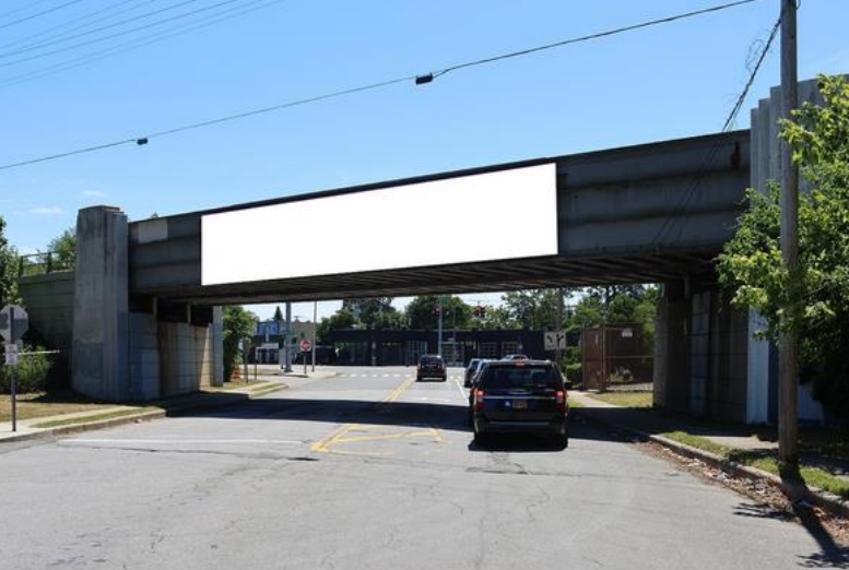 Location photo for Chestnut St near Baldwin Square (Baldwin)