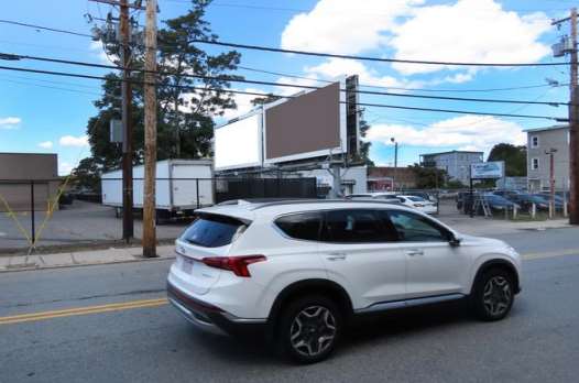 Location photo for Water St near Metalera (Lawrence)