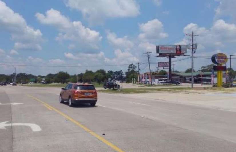 MacArthur @ Strickland (2900 MacArthur Drive) Media