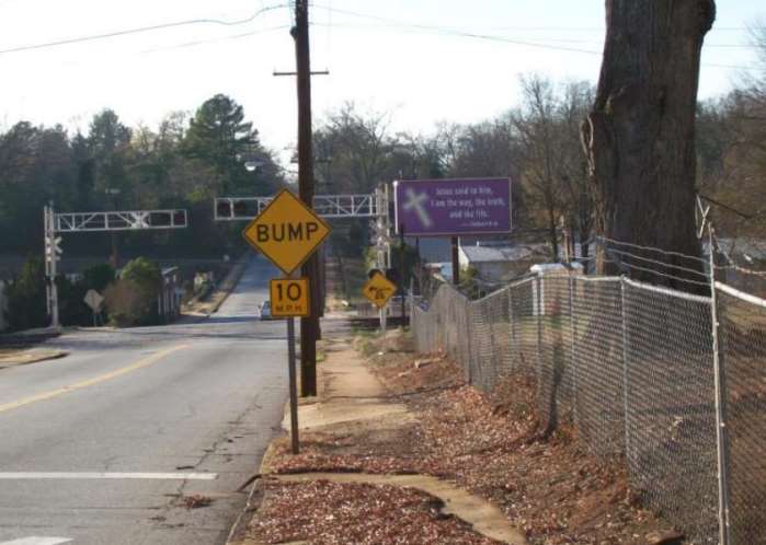 MARKET ST 0.2 mi E/O WEBB ST NS Media