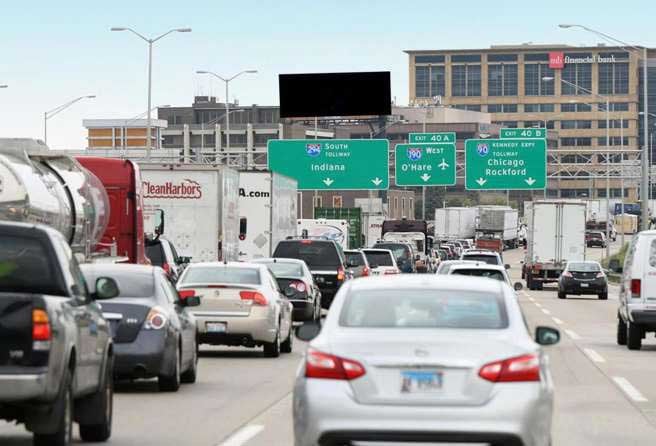 Tri-State Twy (I-294) @ Devon Avenue E/L F/N Media