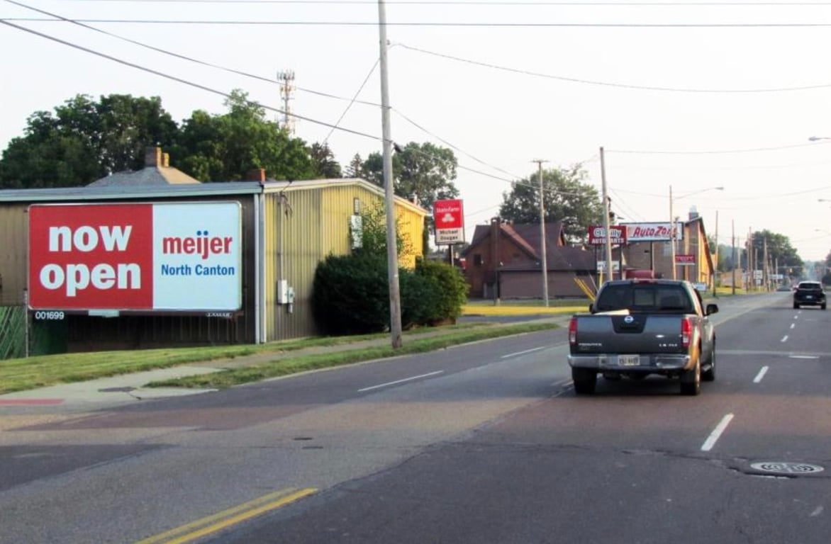 Cleveland Av NW WS 40ft N/O 40th St NW F/S - 1 Media