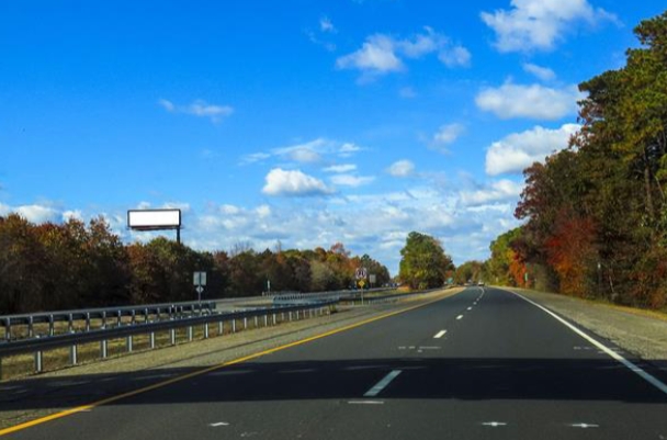 Location photo for E Malaga Rd near Sicklerville Rd (Cr705) at Monroe Pl, Sicklerville (Winslow Township)