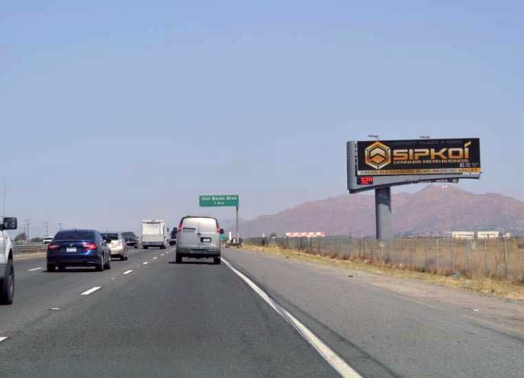 Location photo for I-215 E/L 1.3 mi. S/O Van Buren Blvd