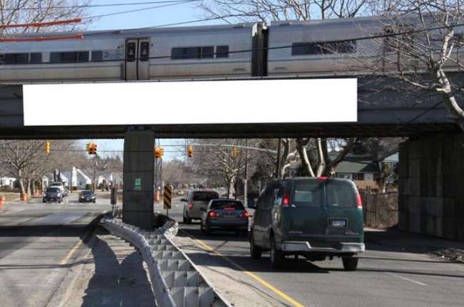 Location photo for Peninsula Blvd near Peninsula shopping center (Hewlett)