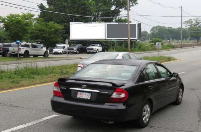Location photo for Middlesex Ave near State Rd Shaw's, North Dartmouth (Dartmouth)