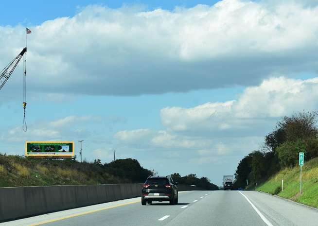 I-83S 3 MI N/O SHREWSBURY EXIT 4 F/S Media