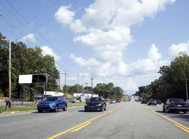 S Cobb Pkwy S/O Wylie Rd E/S F/N Media