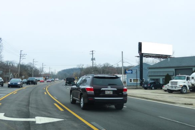 Location photo for Algonquin Rd near 1200 N Huntington Dr (Algonquin)