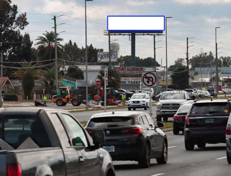 US-19 1.50 mi N/O Sr 52 E/S F/N Media