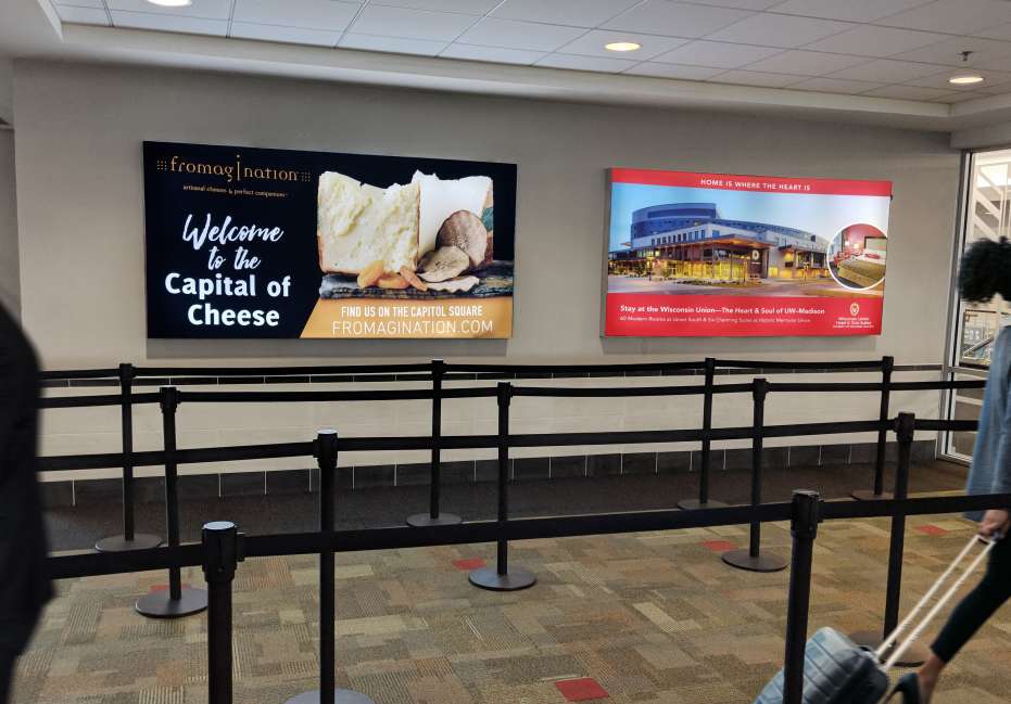 Location photo for International Ln near Airport & Terminal Door 6 (NB) (Madison)