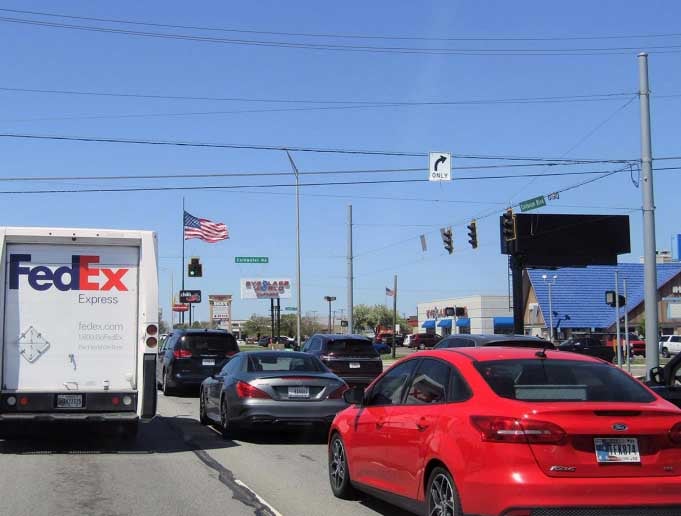 N/S E. Coliseum Blvd. W/O Coldwater Rd; F/E Media