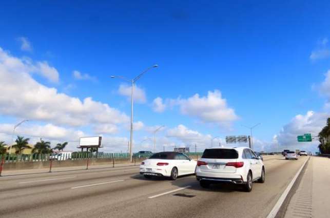 Location photo for SW 30th Ave near Pembroke Road/Southwest 31st Avenue - (Public Storage) (Hallandale Beach)