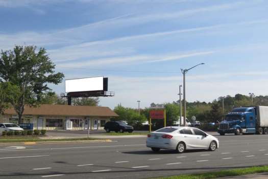 Location photo for NE 39th Ave near Westbound NE 39th Ave at Main St - Gsville Nissan (Gainesville)