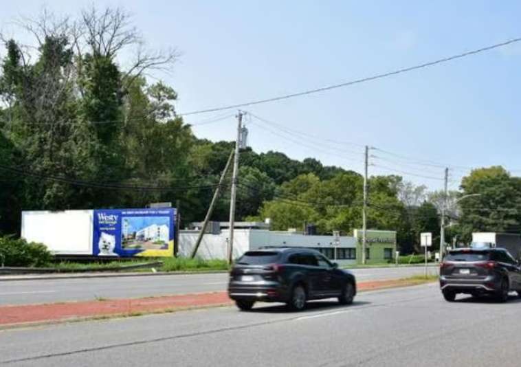 Location photo for Tarrytown Rd near Veterinary Emergency (White Plains)