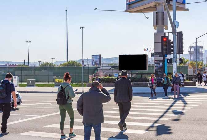 SW/L Camino De La Plaza Virginia Avenue F/N Media
