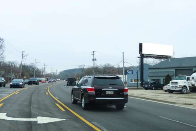 Location photo for Algonquin Rd near 1200 N Huntington Dr (Algonquin)