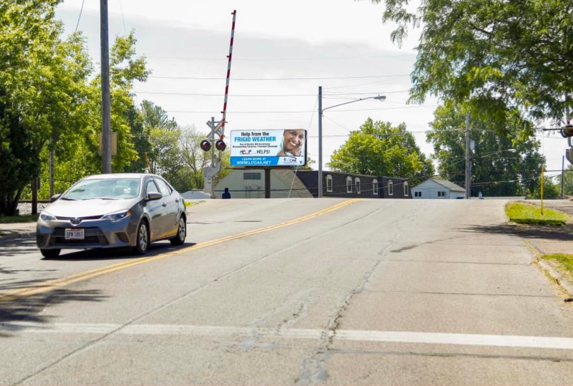 Kansas Av EL 35ft N/O G St N/F Media