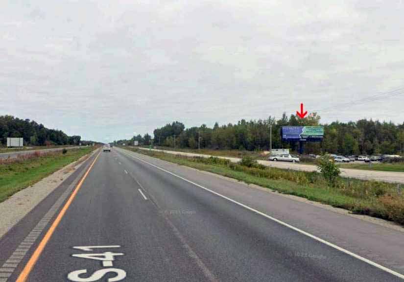 HWY 41, 3.7 mi N of Suamcio Media