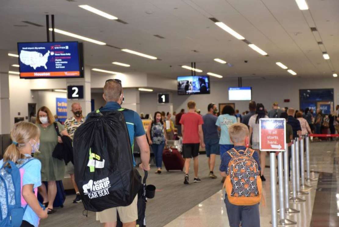 Baggage Claim Digital Network - Package of 12