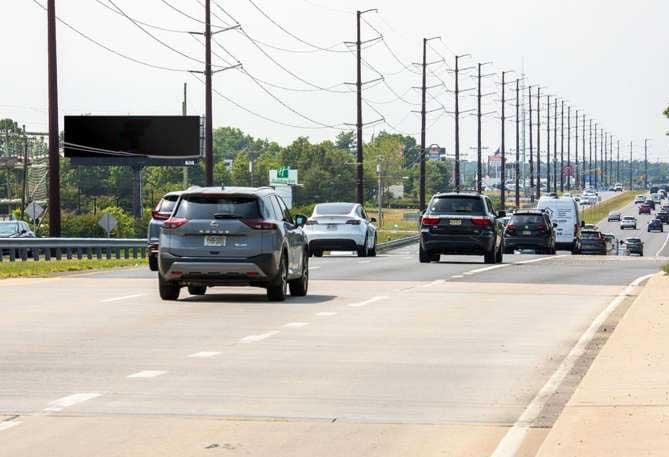Rt 72 1.3 mi E/O Garden State Pkwy S/S F/E Media
