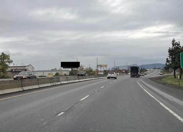 N/L I-105 .26 MI W/O EXIT 5 PIONEER W F/W Media