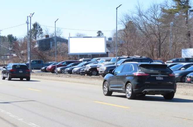 Location photo for Broadway near Route 138 & Oxford St (Taunton)