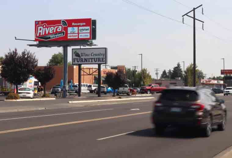 W. Court St. NL 400' W/O N. 20th Ave., Franklin County County, WA Media