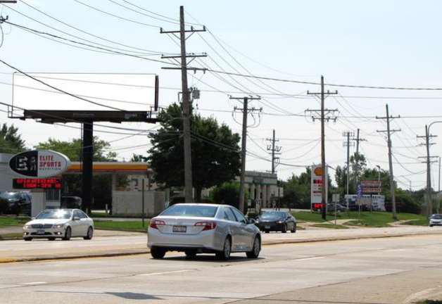 Location photo for N Roselle Rd near Trilab Health - Diagnostics (Roselle)
