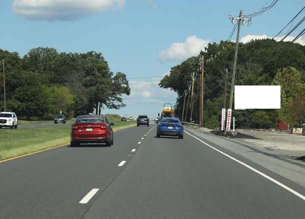 S/S Rt 202 .6mi E/O Main St Readington F/W Media