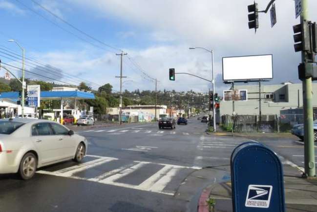 Location photo for Foothill Blvd & Havenscourt Blvd (Oakland)