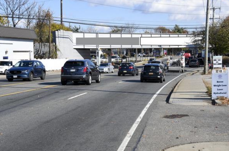 Location photo for Conklin Ave + Merritt Rd (Farmingdale)