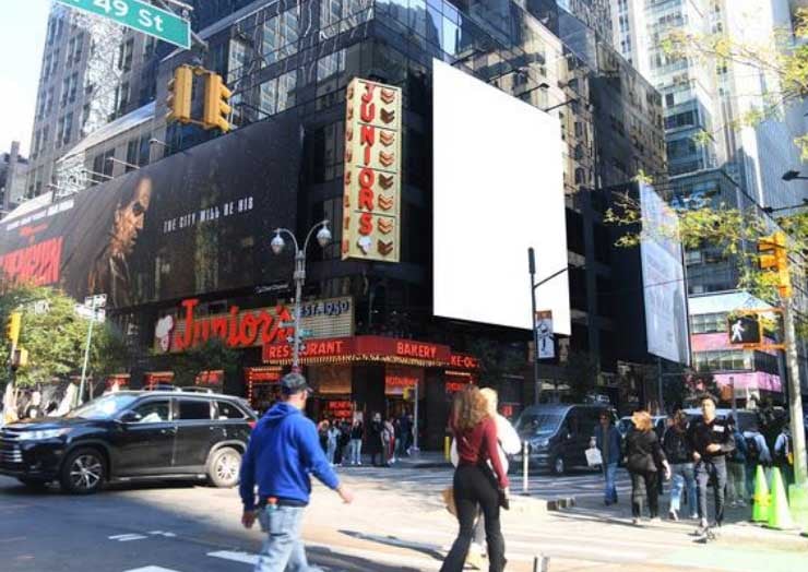 Location photo for Broadway near M&M'S New York, Manhattan (New York)