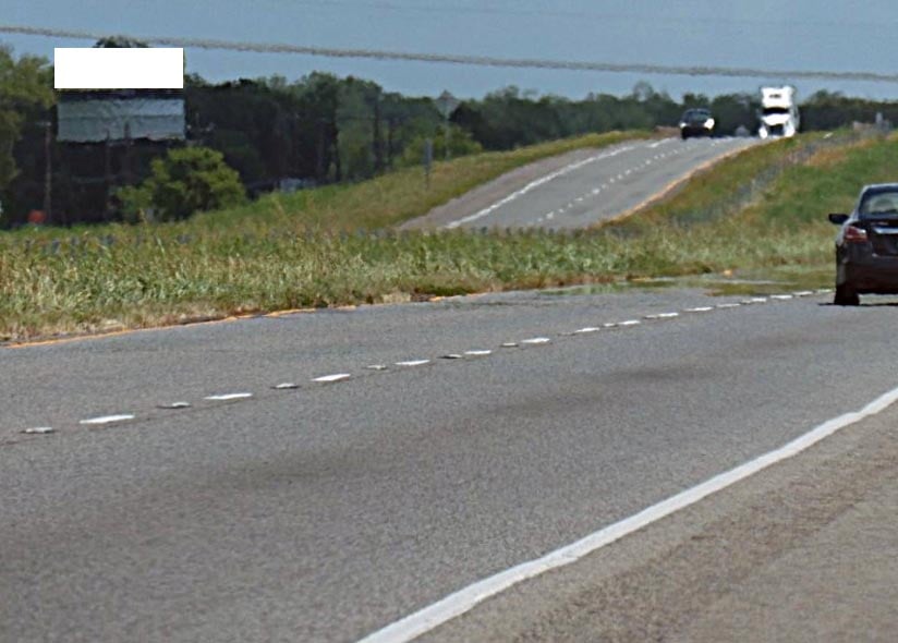 E/S I-49, 7.7 M N of Hwy 71