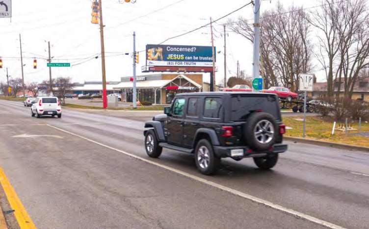 Lafayette Rd 100 ft S/O Office Plaza WS Media