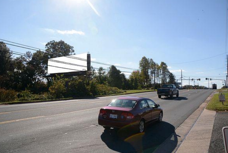 Location photo for Centreville Rd near Maplewood Center (Manassas)