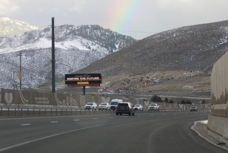 I 580 SS .75mi E/O US 395 F/E Media